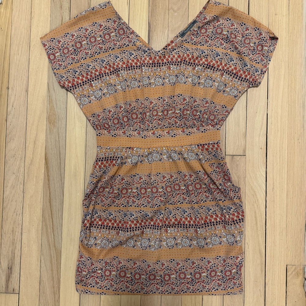 Peppermint Peachy Boho Floral Open‑Back Dress – Size M